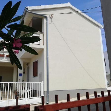 Apartment Dukic スベティ・フィリップ・イ・ヤコブ エクステリア 写真