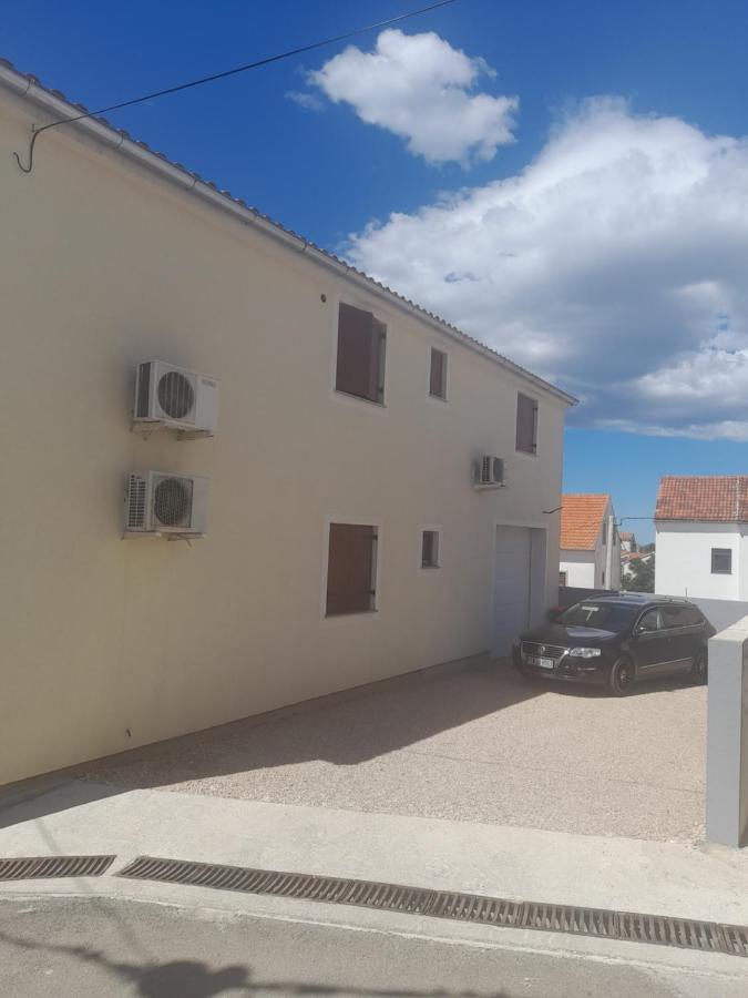 Apartment Dukic スベティ・フィリップ・イ・ヤコブ エクステリア 写真
