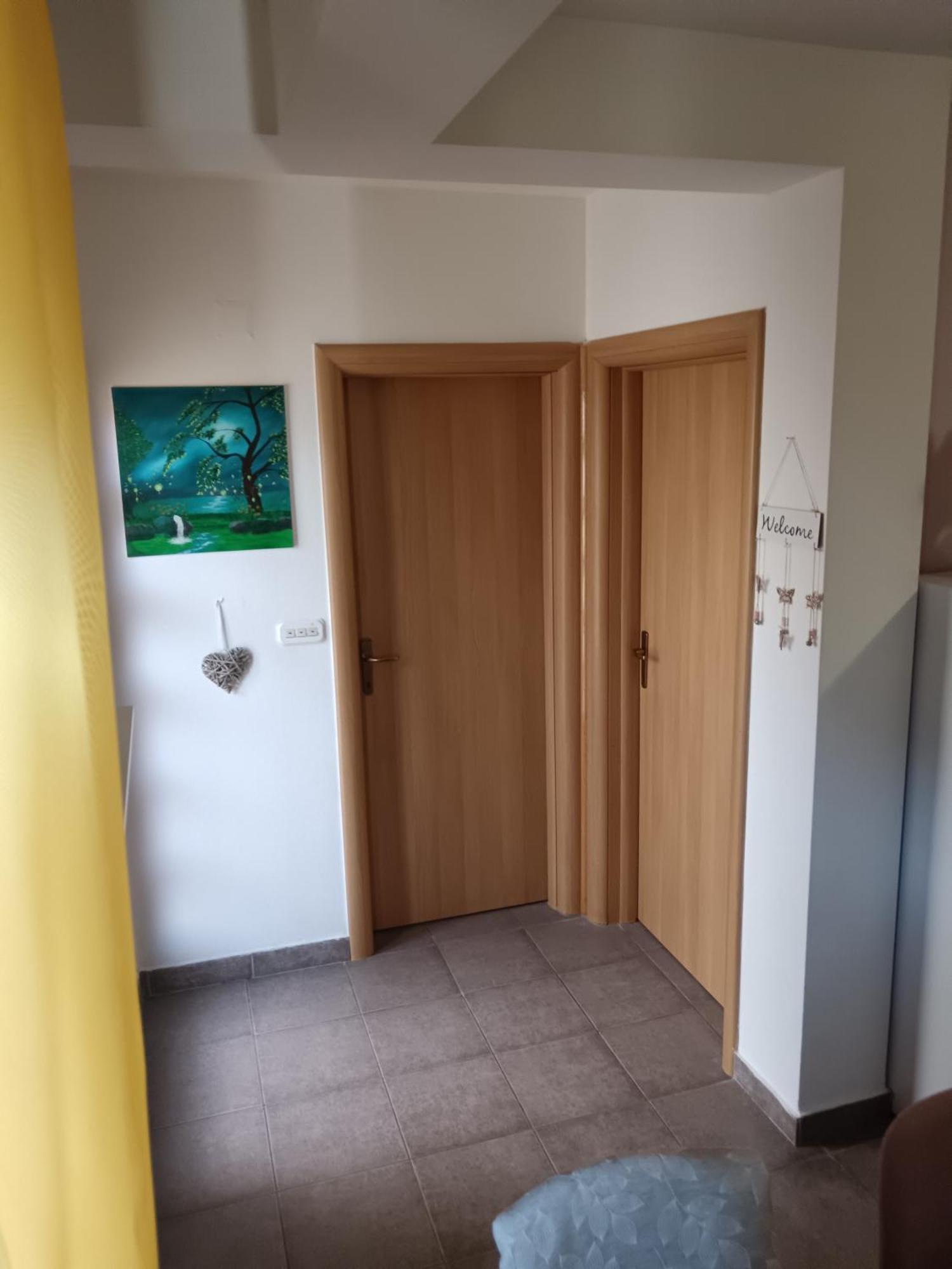 Apartment Dukic スベティ・フィリップ・イ・ヤコブ エクステリア 写真